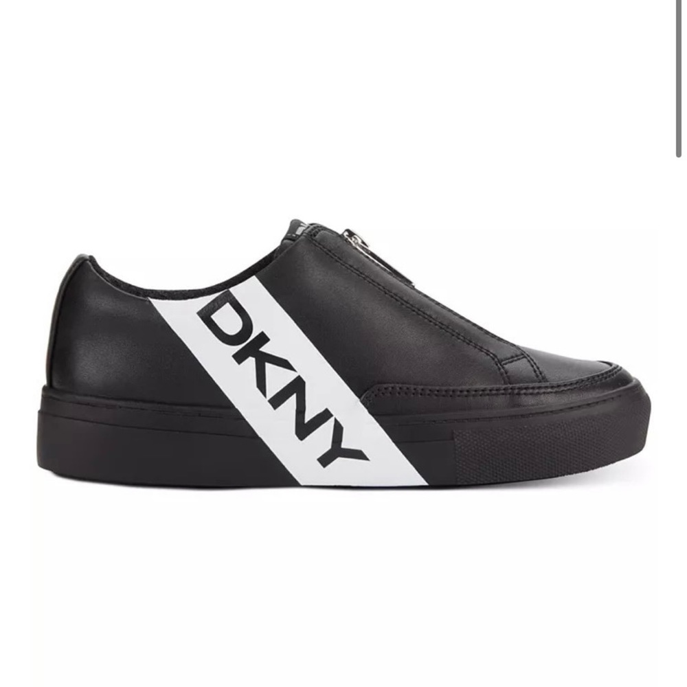 DKNY women's Caleb Zip Sneaker